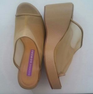 Suzanne Somers sexy mesh clogs.
